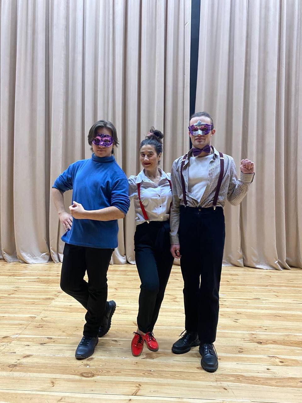 photo 5258007845935371372 y