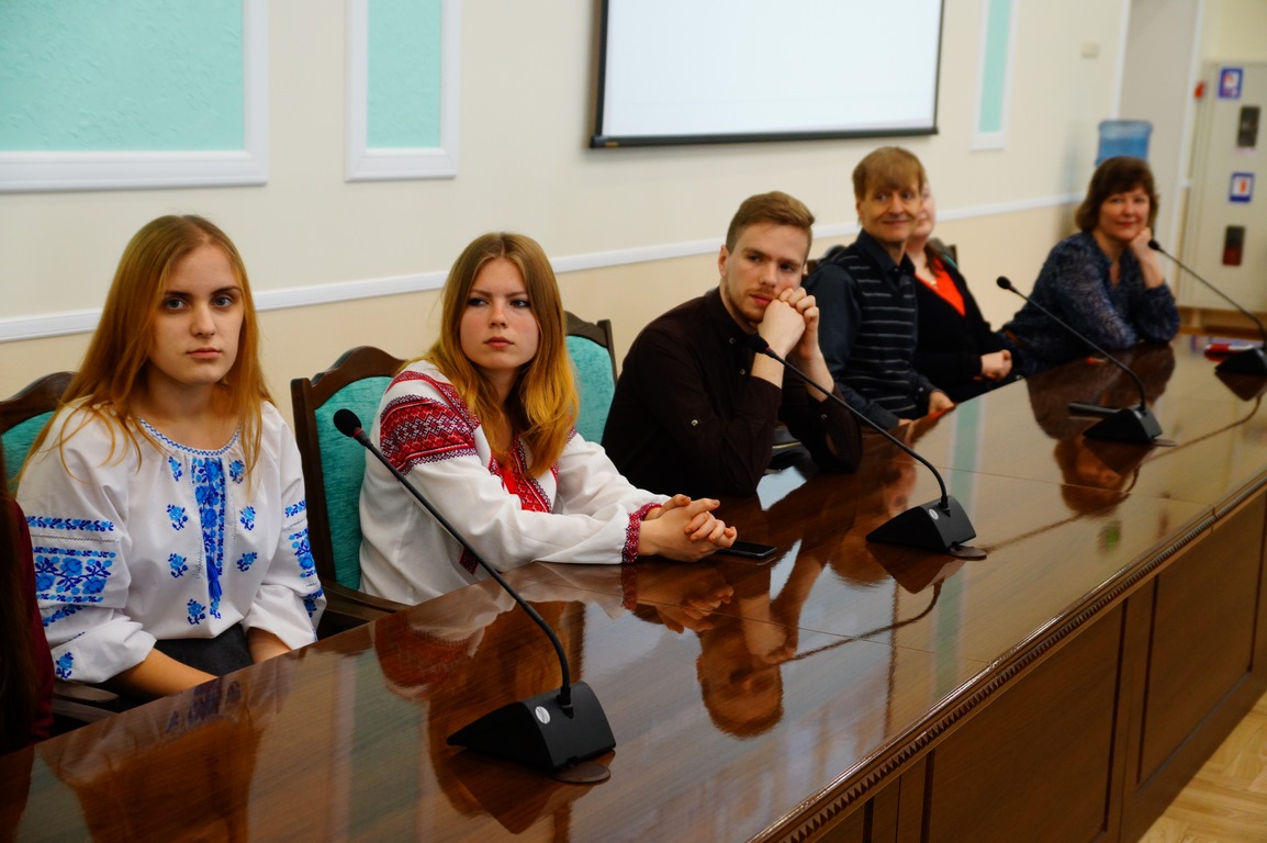 Урочисте засідання Вченої ради Інституту філології