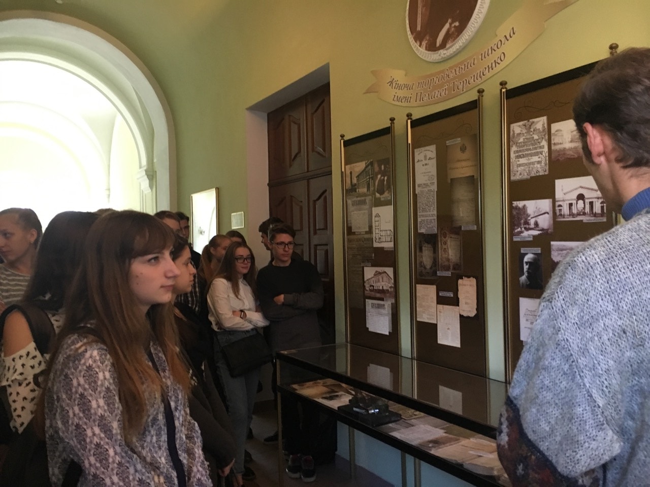 IMG-f30c05f987bb89c7c30c42598e073639-V-min